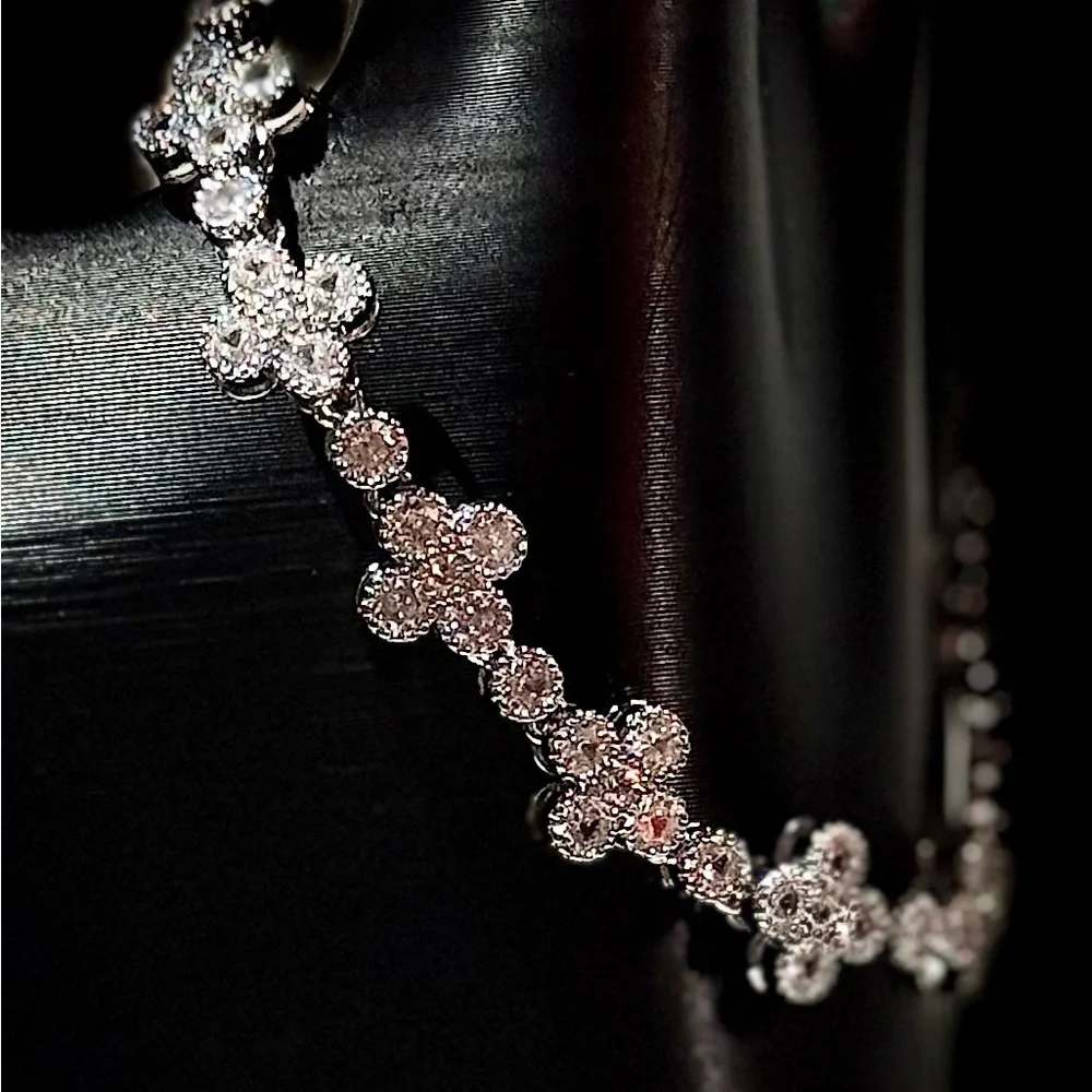 Elegant Silver Floral Bracelet